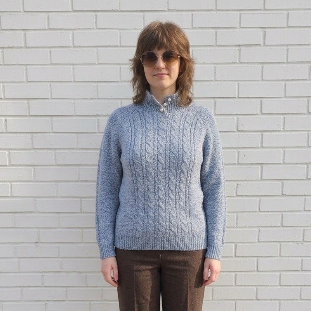 Karen Scott Cable Knit Sweater Womens Medium Petite Blue Pearl Button Mock Neck